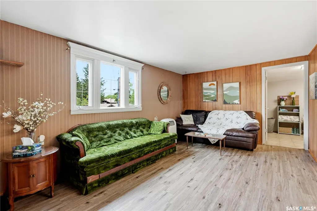 9031 Hunts Cove Crescent Cochin SK S0M 0L0
