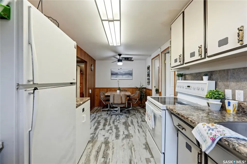 9031 Hunts Cove Crescent Cochin SK S0M 0L0