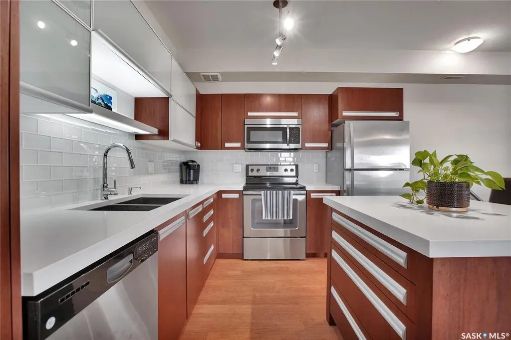 1015 Patrick Crescent Saskatoon SK S7W 0M5