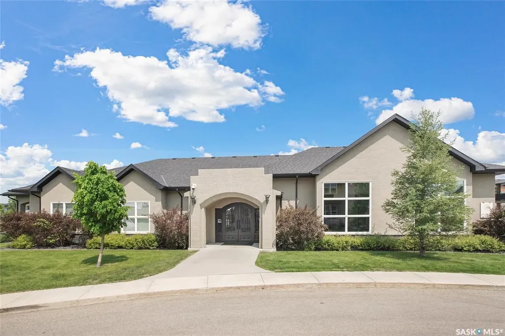 1015 Patrick Crescent Saskatoon SK S7W 0M5