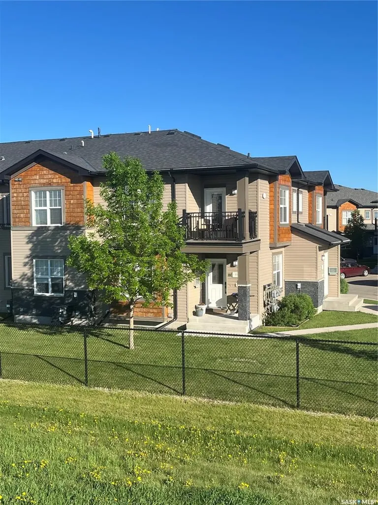 1015 Patrick Crescent Saskatoon SK S7W 0M5