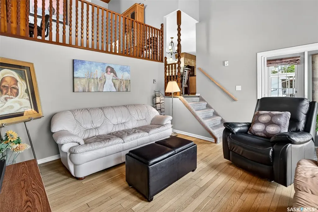 923 Laurier Street Moose Jaw SK S6H 2W5