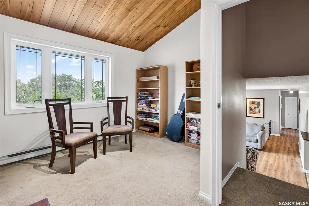 923 Laurier Street Moose Jaw SK S6H 2W5
