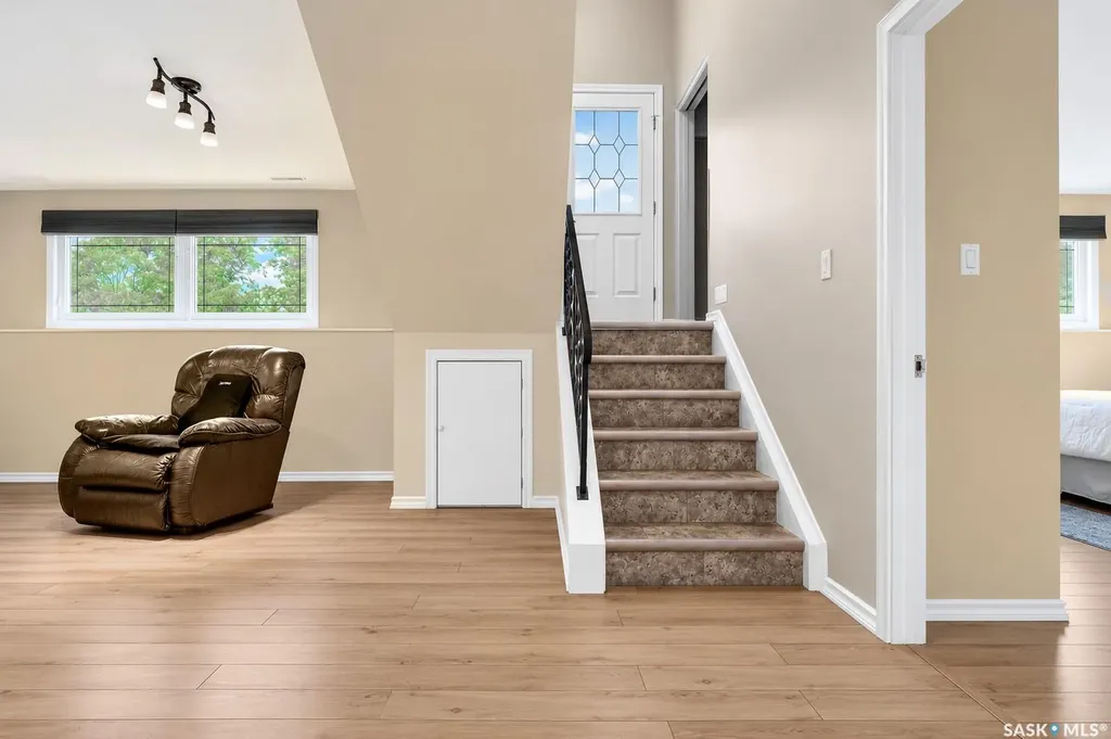 923 Laurier Street Moose Jaw SK S6H 2W5