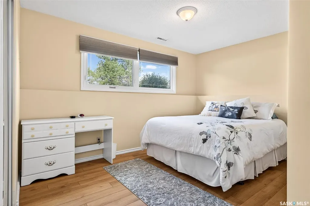 923 Laurier Street Moose Jaw SK S6H 2W5