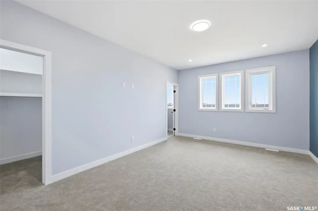1158 Nightingale Terrace Saskatoon SK S7L 7R5
