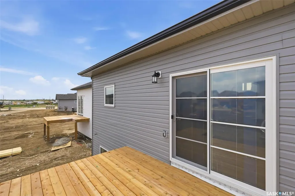 1158 Nightingale Terrace Saskatoon SK S7L 7R5