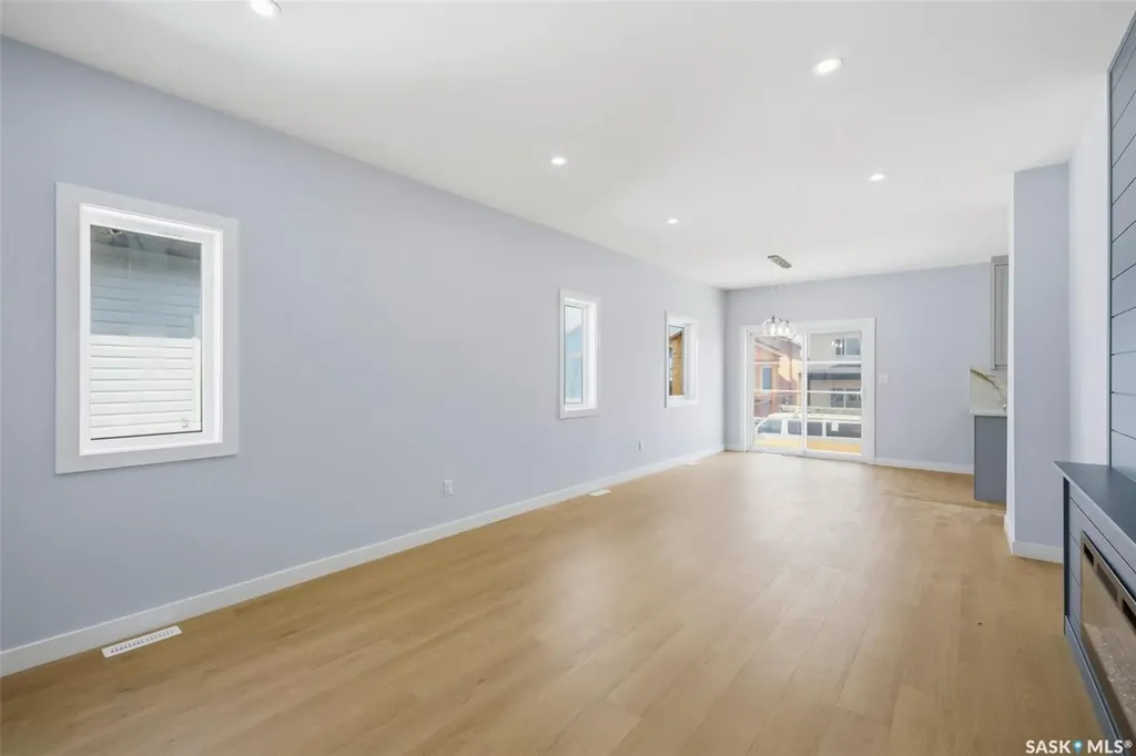1158 Nightingale Terrace Saskatoon SK S7L 7R5