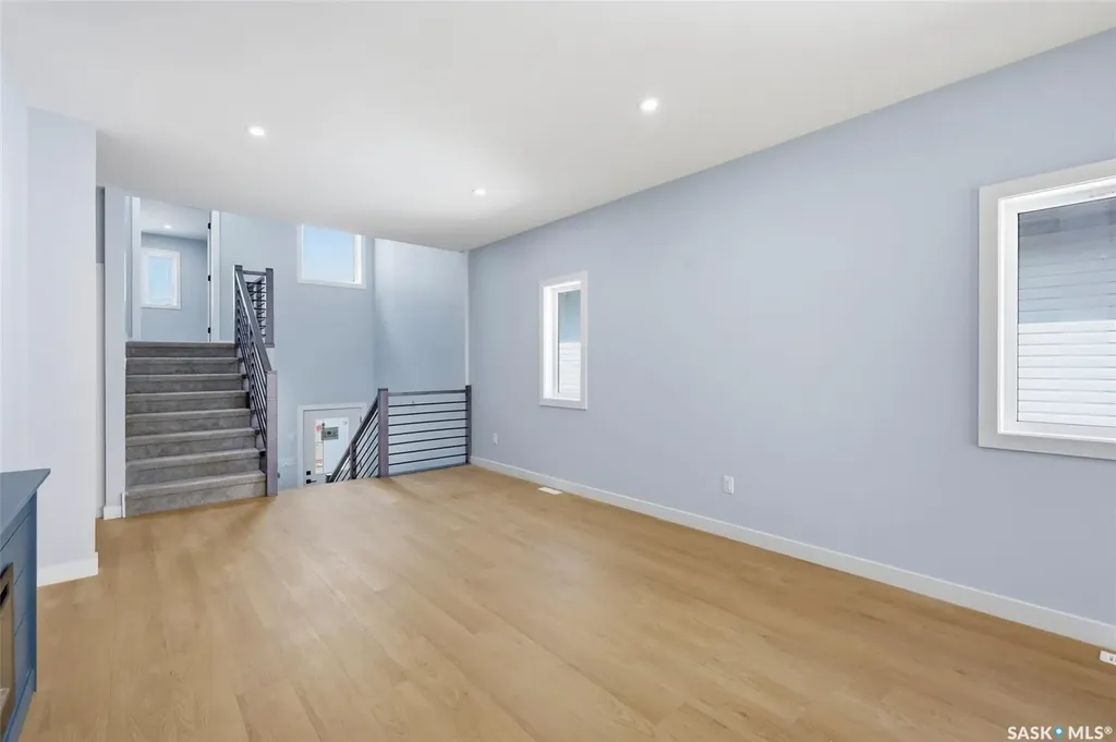 1158 Nightingale Terrace Saskatoon SK S7L 7R5