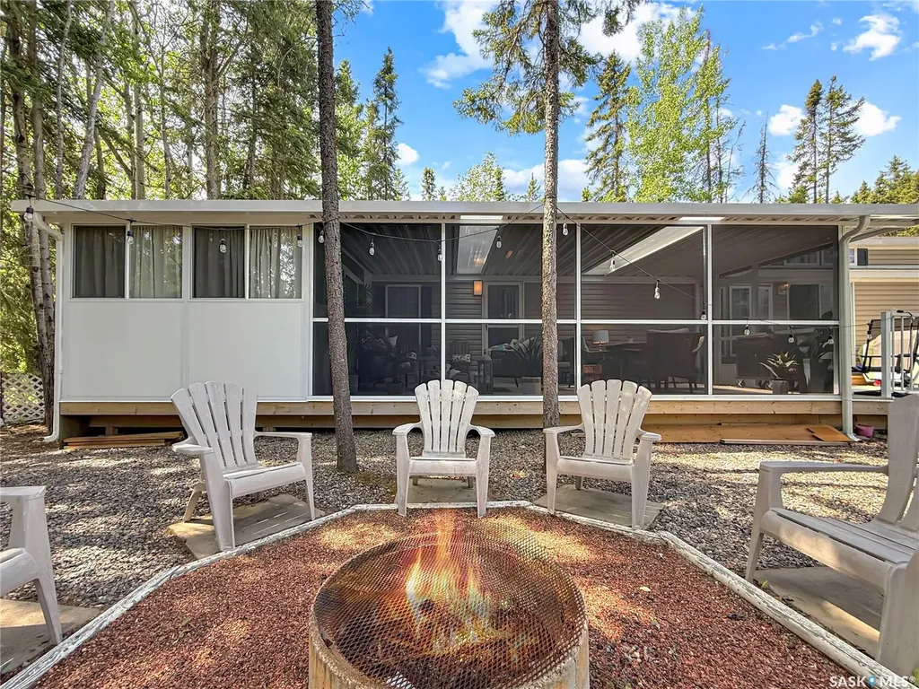 125 Cardinal Crescent Candle Lake SK S0J 3E0