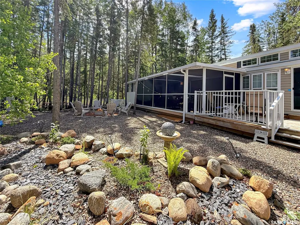125 Cardinal Crescent Candle Lake SK S0J 3E0