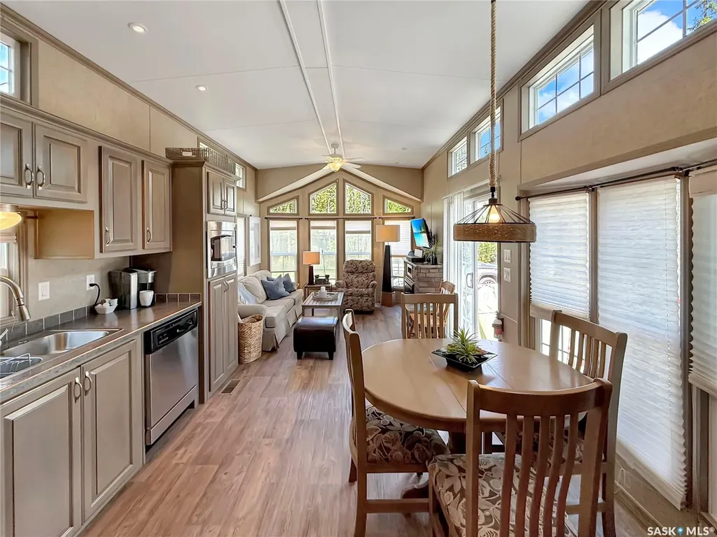 125 Cardinal Crescent Candle Lake SK S0J 3E0