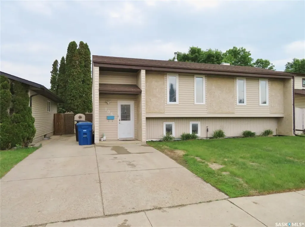 106 Caldwell Crescent Saskatoon SK S7M 5E2