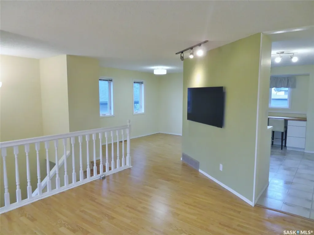 106 Caldwell Crescent Saskatoon SK S7M 5E2