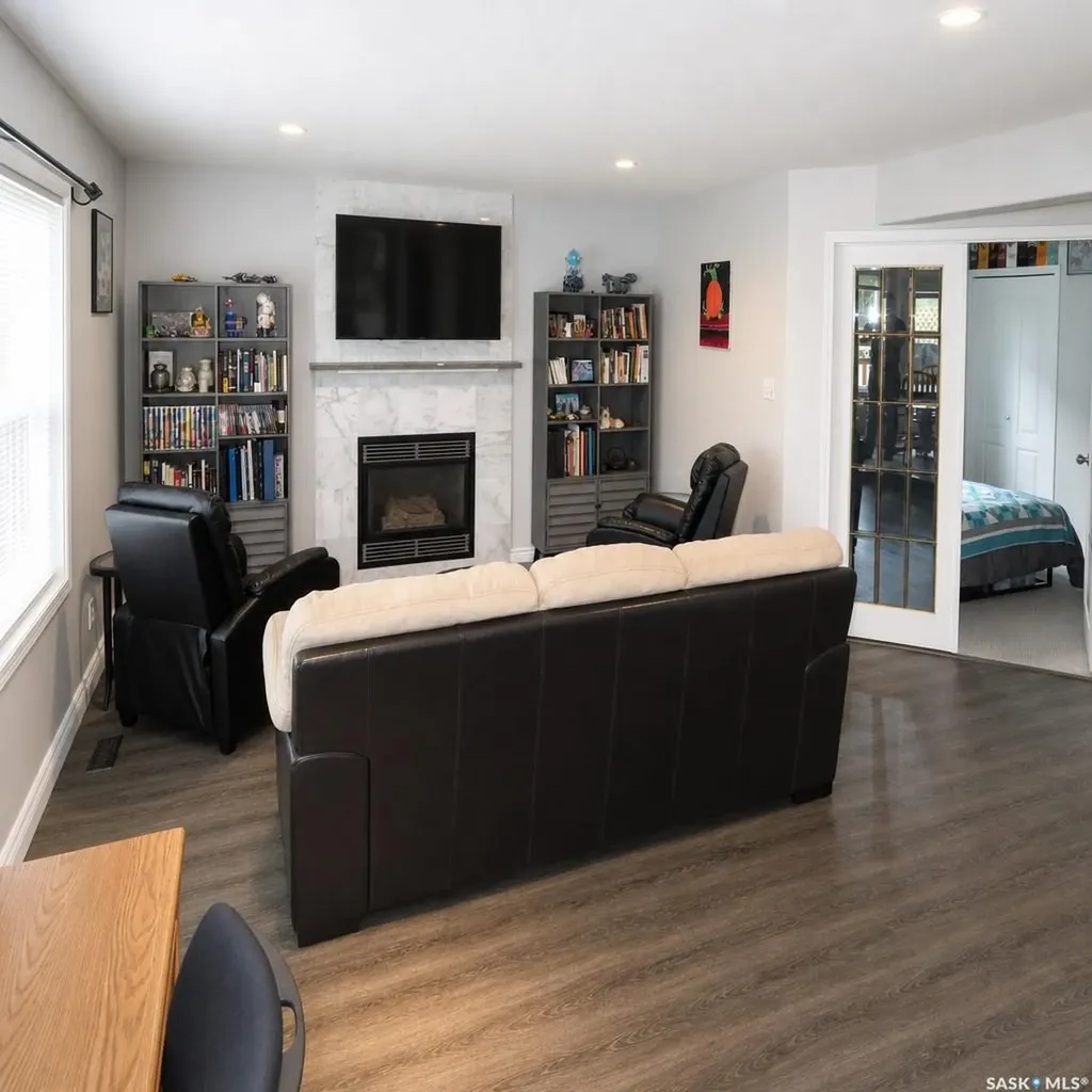 138 Lavalee Place Saskatoon SK S7J 5K7
