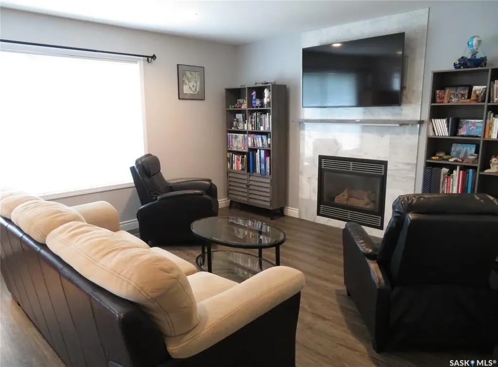 138 Lavalee Place Saskatoon SK S7J 5K7