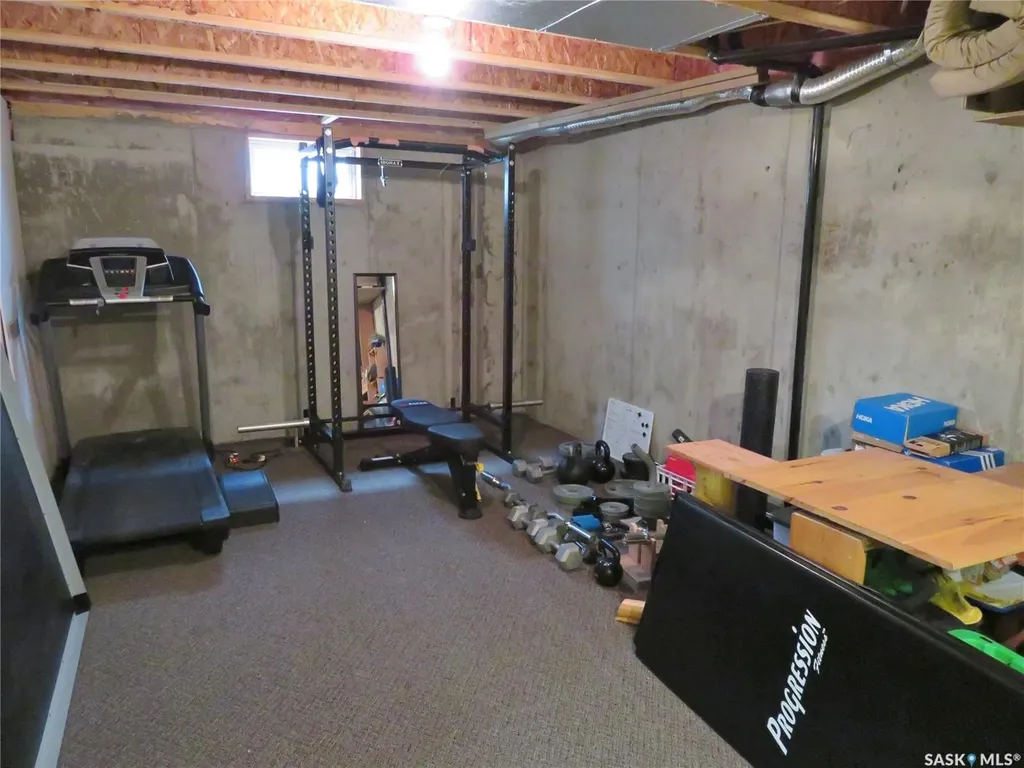 138 Lavalee Place Saskatoon SK S7J 5K7