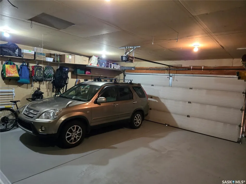 138 Lavalee Place Saskatoon SK S7J 5K7