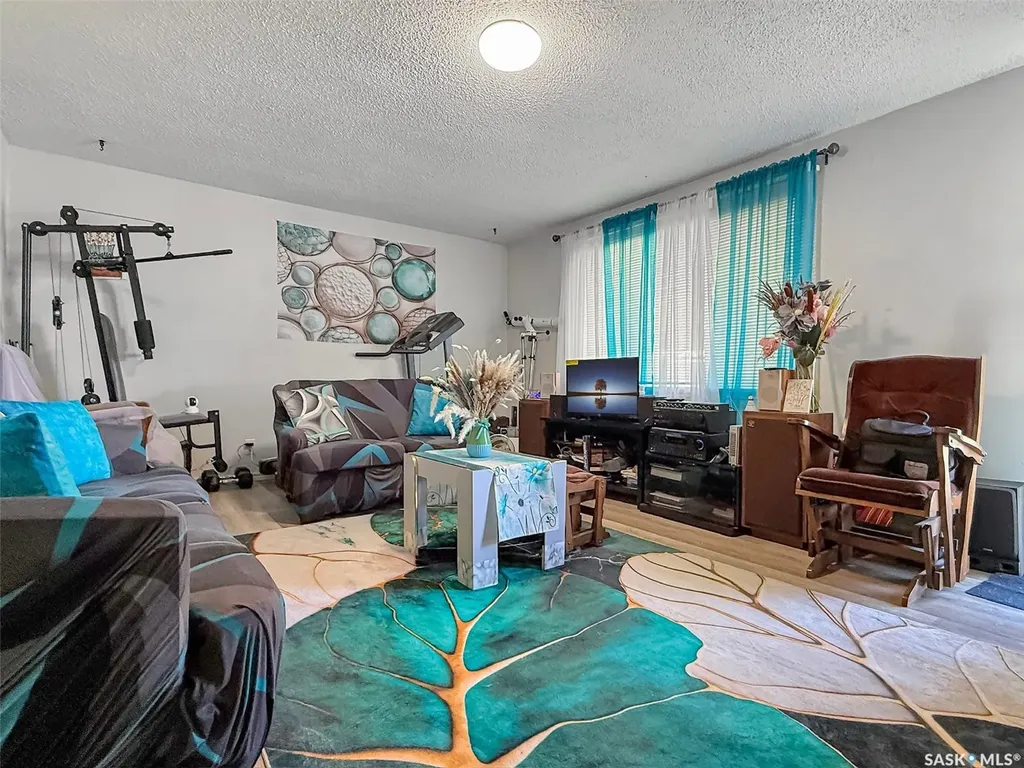 168 2nd Avenue SE Swift Current SK S9H 3H9