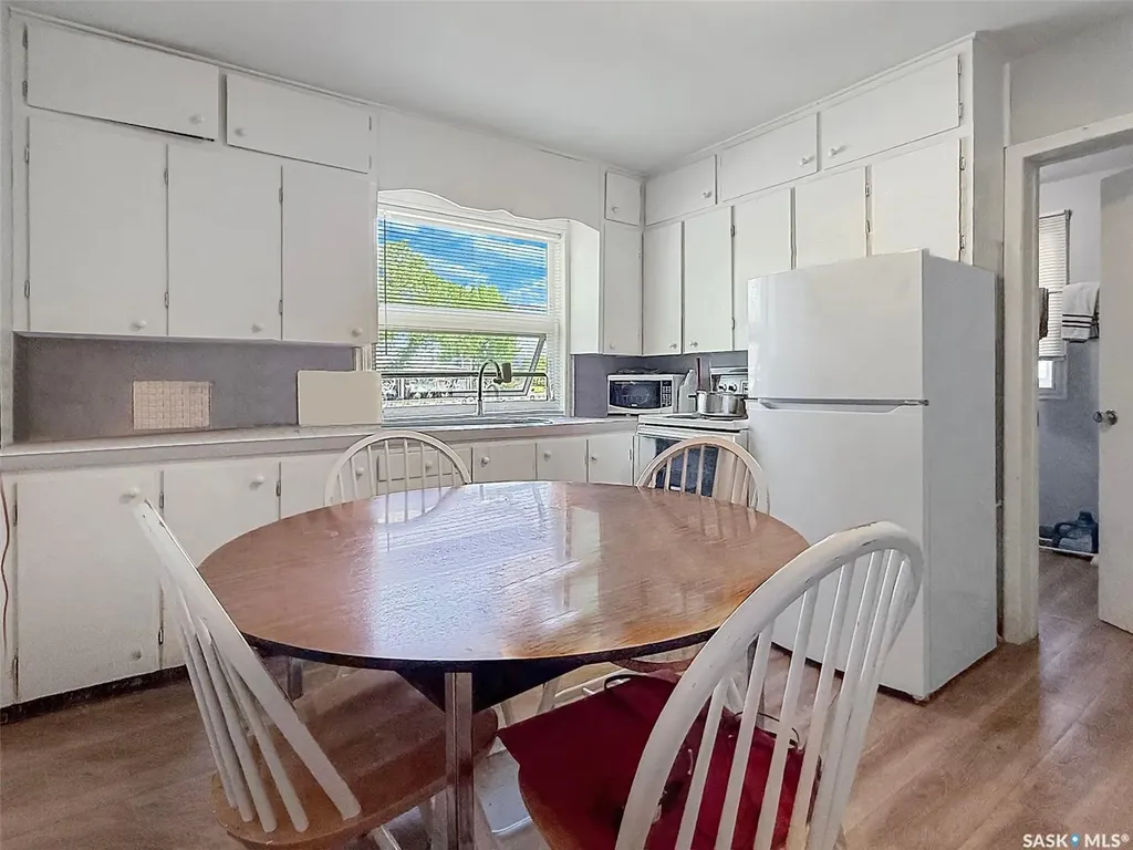 168 2nd Avenue SE Swift Current SK S9H 3H9