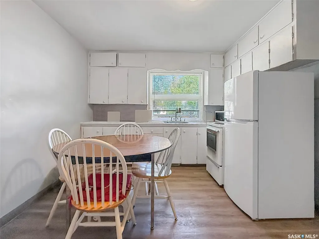 168 2nd Avenue SE Swift Current SK S9H 3H9