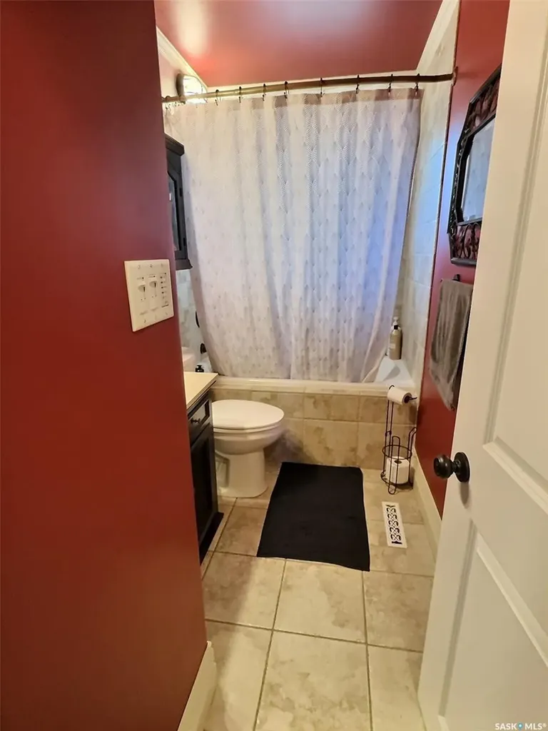 211 Duncan Road Estevan SK S4A 0A3
