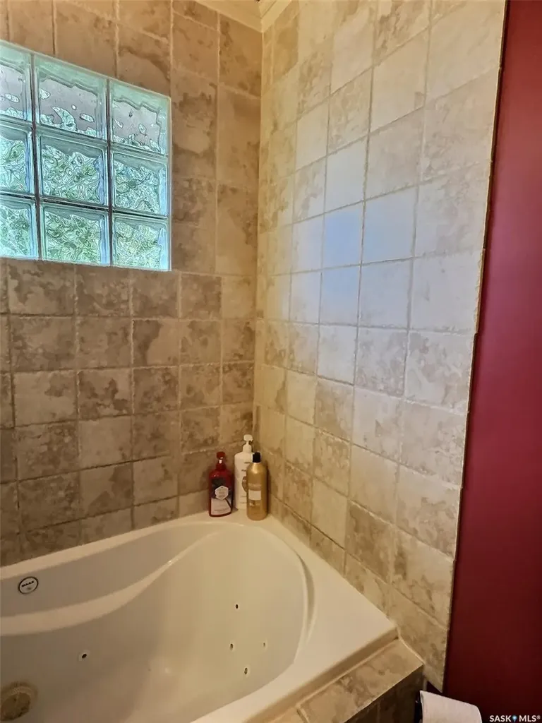 211 Duncan Road Estevan SK S4A 0A3
