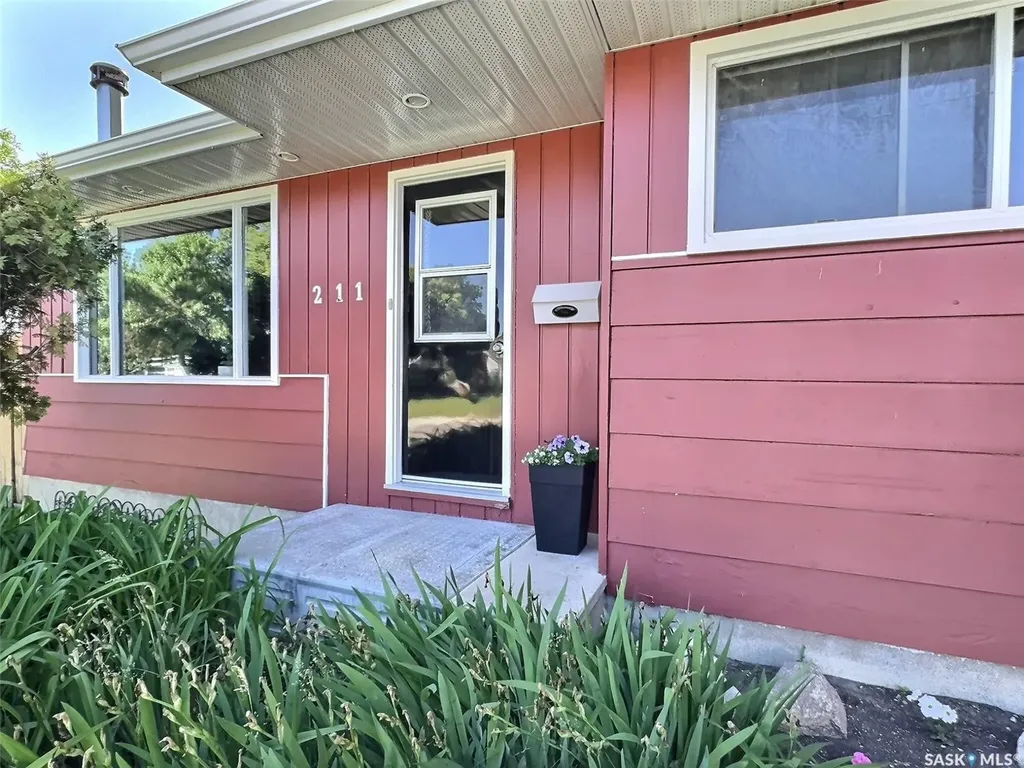 211 Duncan Road Estevan SK S4A 0A3