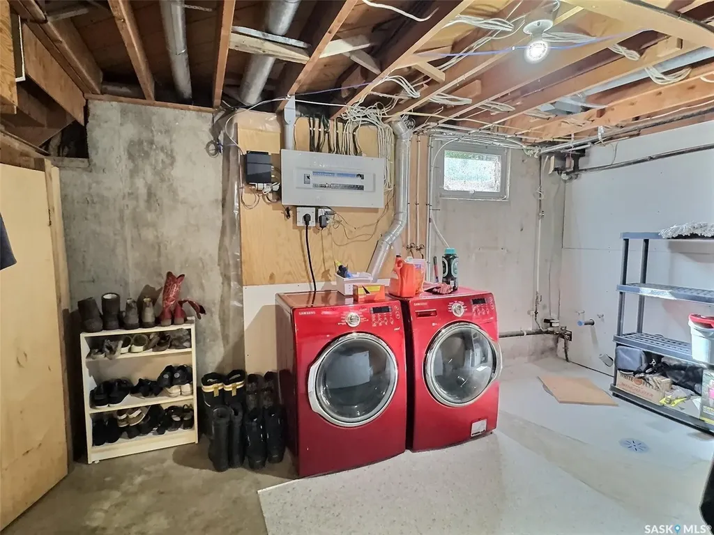 211 Duncan Road Estevan SK S4A 0A3