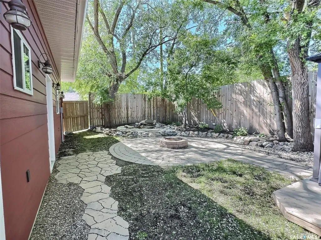 211 Duncan Road Estevan SK S4A 0A3
