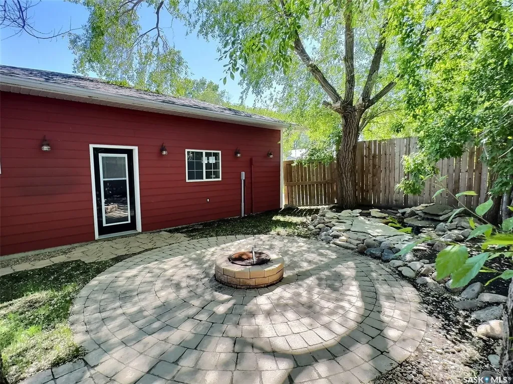211 Duncan Road Estevan SK S4A 0A3
