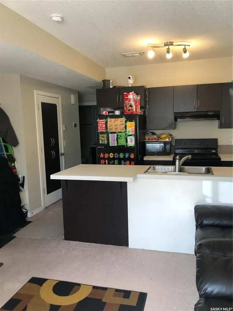 5625 Aerodrome Road Regina SK S4W 0M3