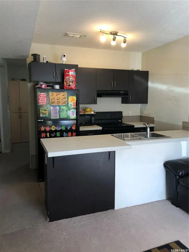 5625 Aerodrome Road Regina SK S4W 0M3