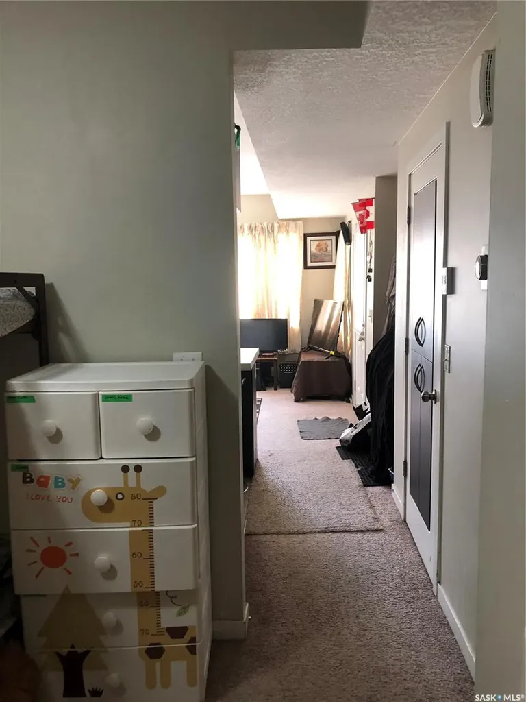 5625 Aerodrome Road Regina SK S4W 0M3