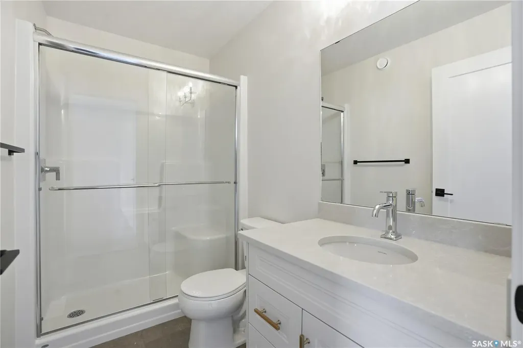 155 Mcfaull Way Saskatoon SK S7V 1Z9
