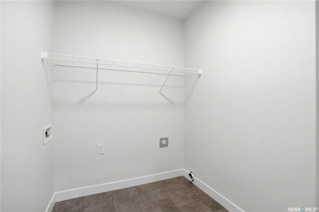 155 Mcfaull Way Saskatoon SK S7V 1Z9