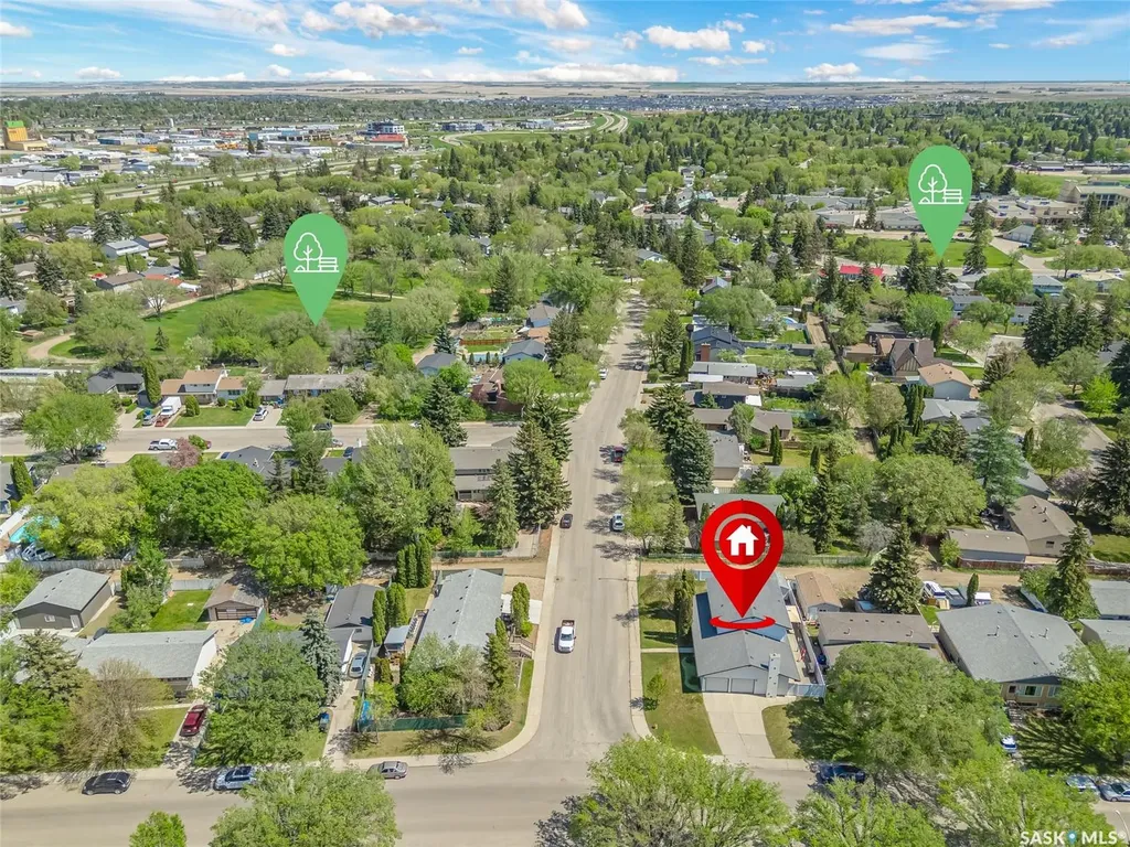 2 Cambridge Crescent Saskatoon SK S7H 3P8
