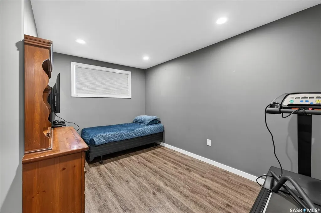 5306 Universal Crescent Regina SK S4W 0K7