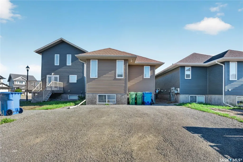 5306 Universal Crescent Regina SK S4W 0K7