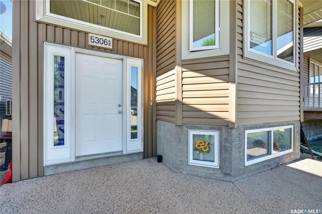 5306 Universal Crescent Regina SK S4W 0K7
