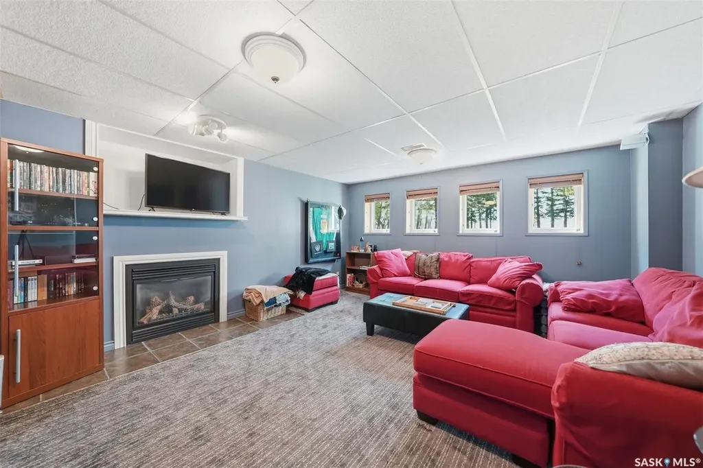 515 3rd Avenue Jansen SK S0K 2B0