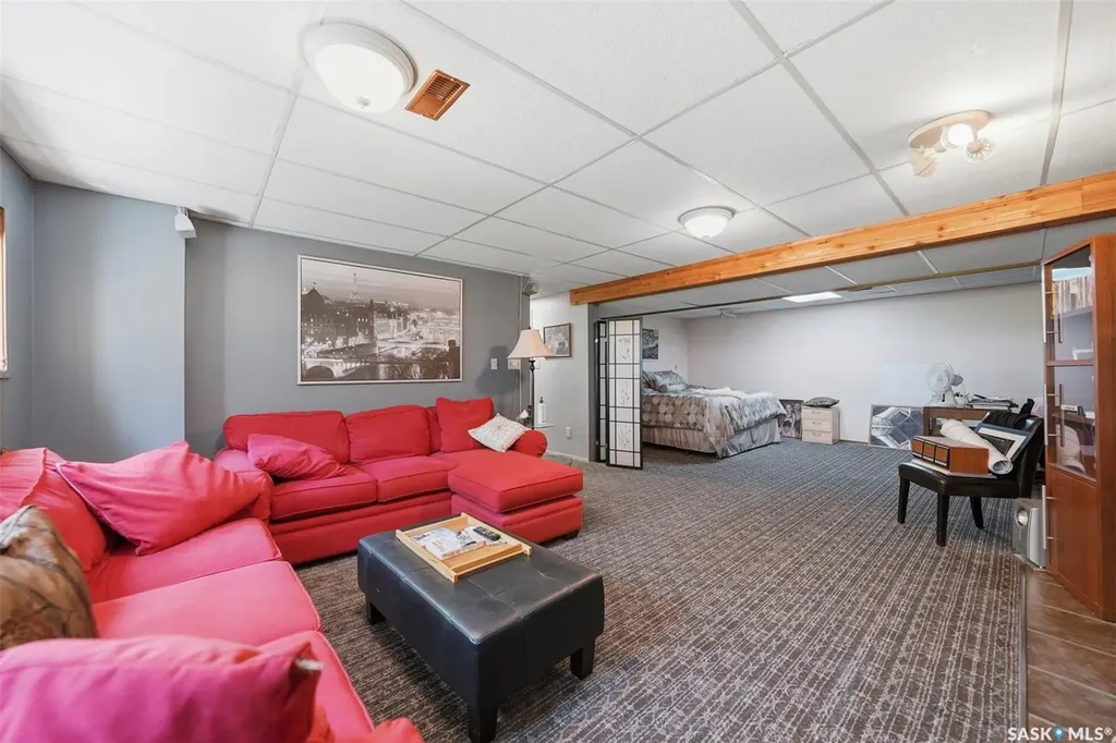 515 3rd Avenue Jansen SK S0K 2B0