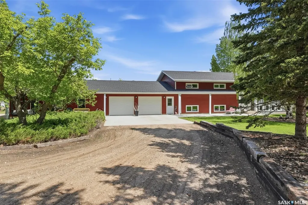 515 3rd Avenue Jansen SK S0K 2B0