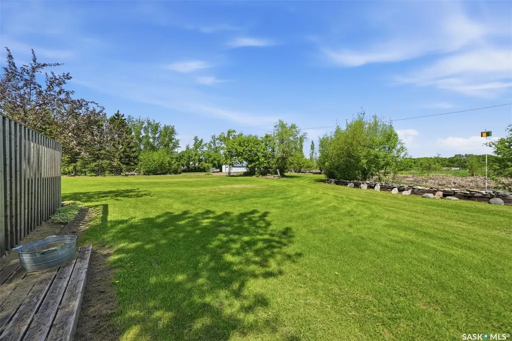 515 3rd Avenue Jansen SK S0K 2B0