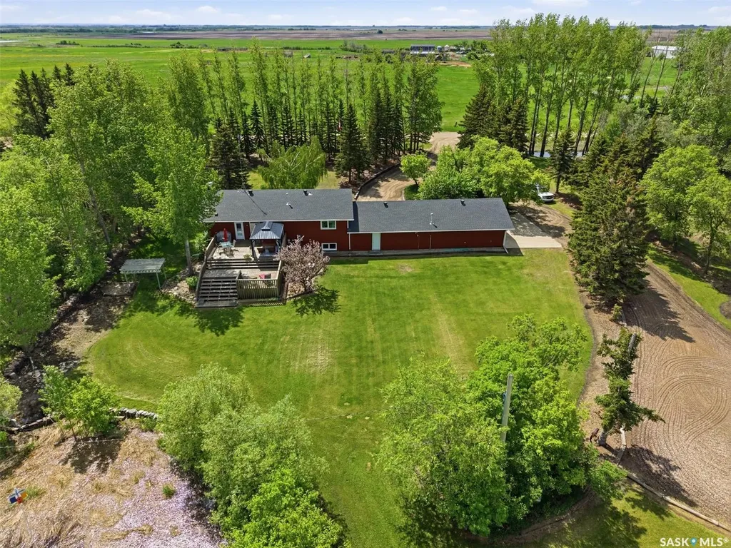 515 3rd Avenue Jansen SK S0K 2B0
