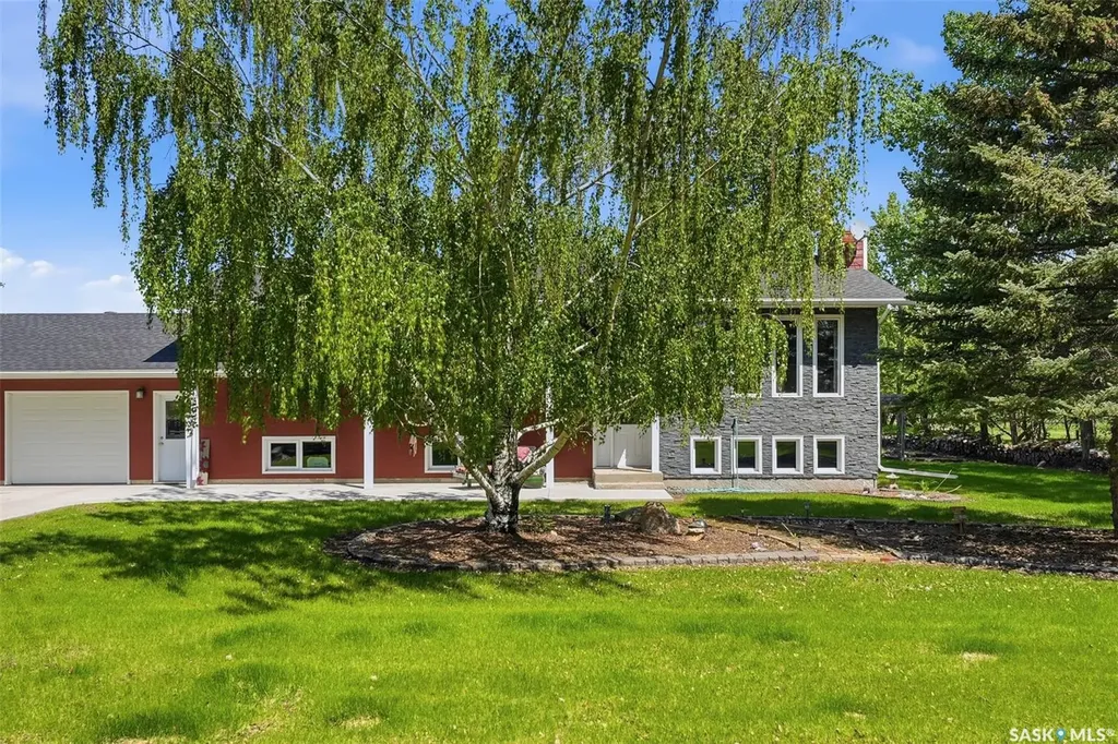 515 3rd Avenue Jansen SK S0K 2B0