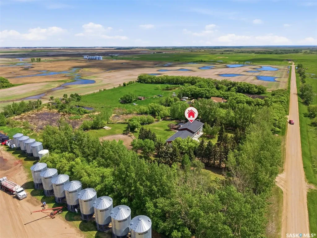 515 3rd Avenue Jansen SK S0K 2B0