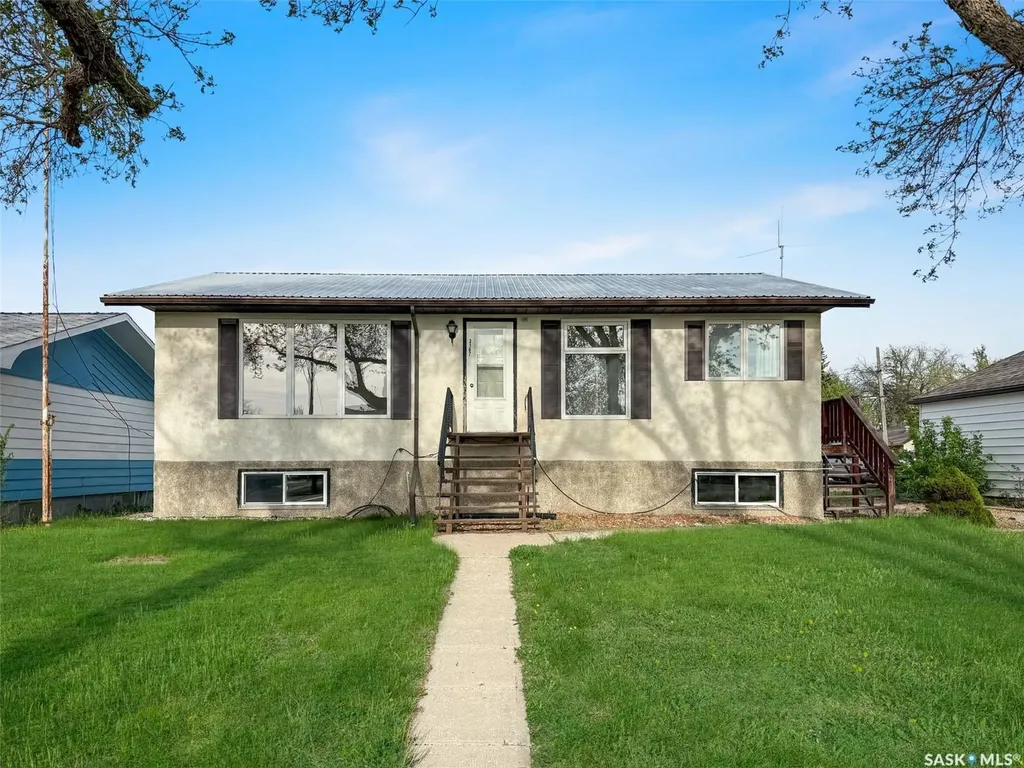 3167 Rutland Avenue Gull Lake SK S0N 1A0