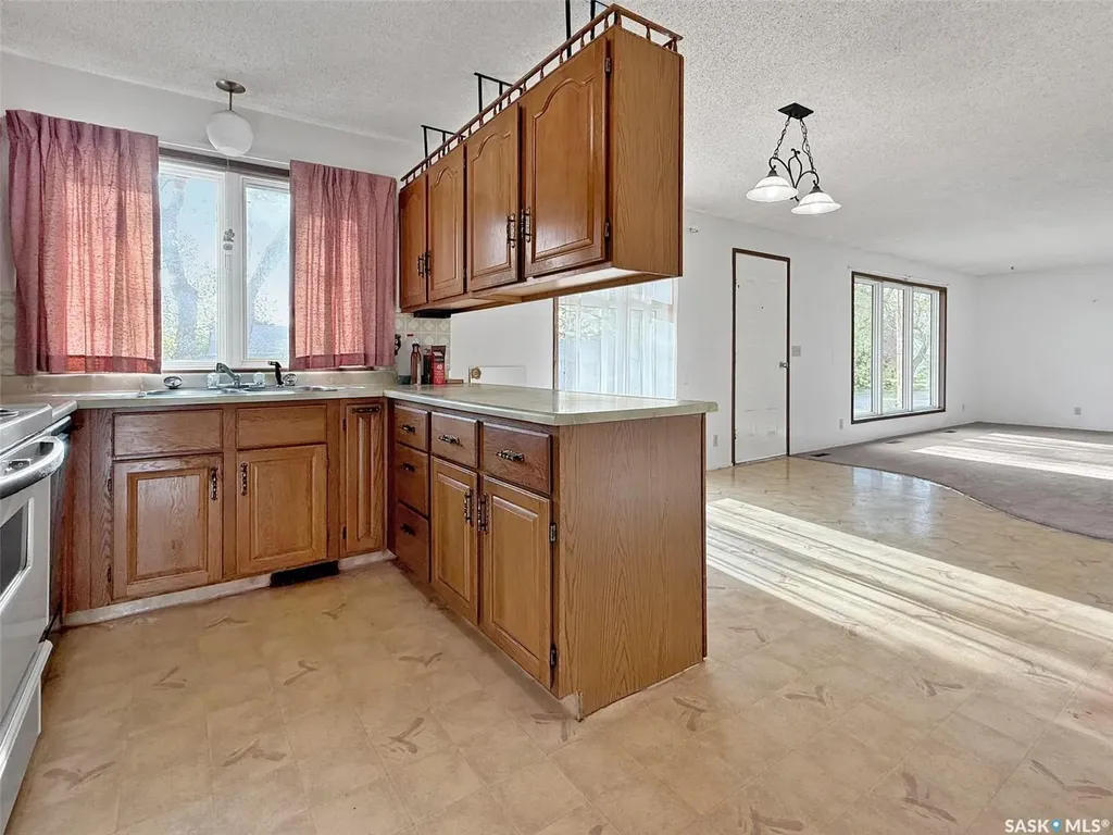 3167 Rutland Avenue Gull Lake SK S0N 1A0