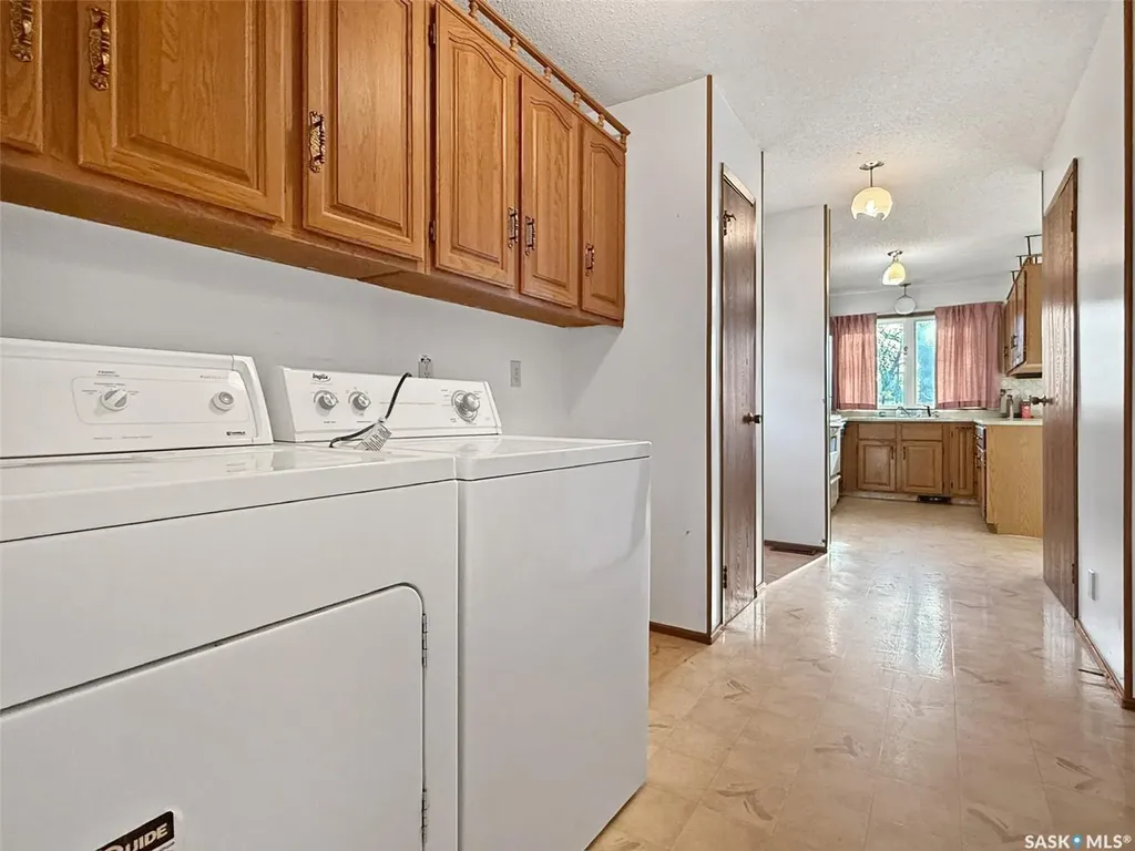 3167 Rutland Avenue Gull Lake SK S0N 1A0